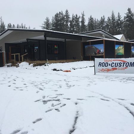 נשיונל פארק Tongariro Holiday Park מראה חיצוני תמונה